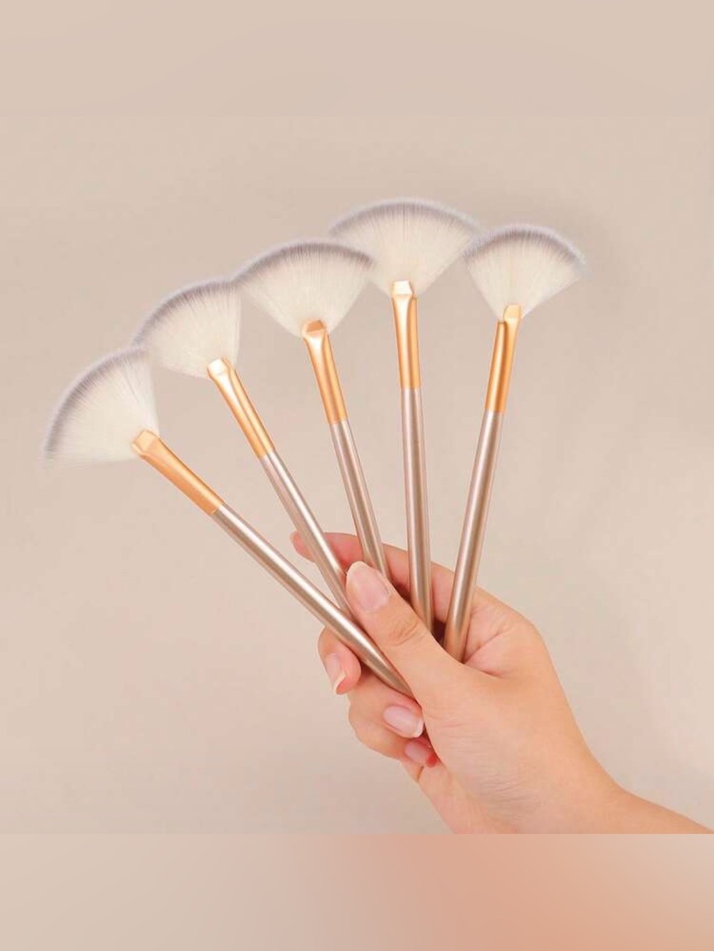 Fan-Shaped Makeup Brush Set - Rose Gold Handles*Bundle Item!*